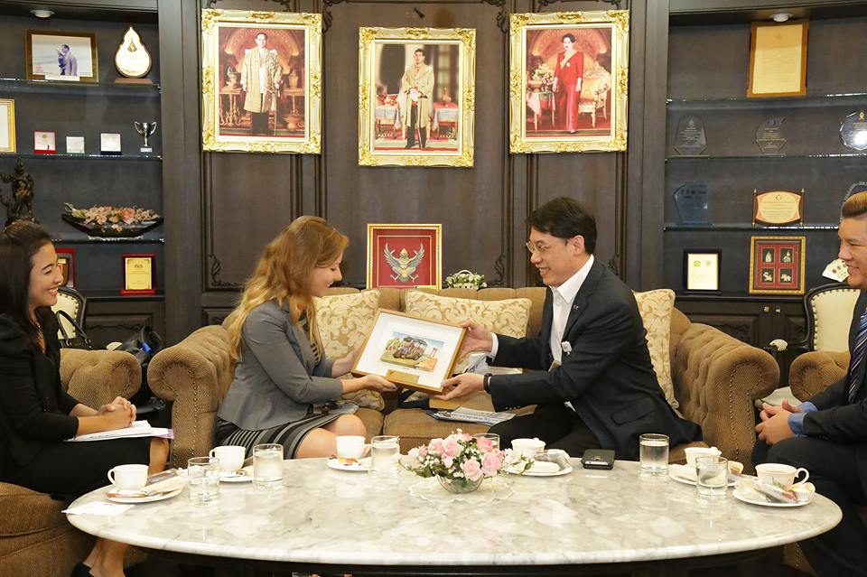 21232072_1443604145757125_2433241365901248646_n-(1).jpg
