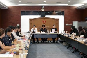 การเสวนา NBTC Public Forum ครั้งที่ 7/2559 เรื่อง “การกำกับโฆษณาอาหารและยาผิดกฎหมาย จากวิทยุโทรทัศน์สู่โลกออนไลน์”