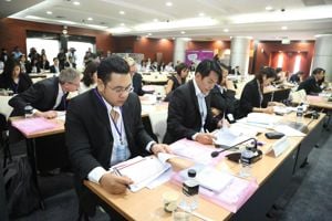 การชี้แจงและให้ข้อมูลการประมูลคลื่นความถี่ย่าน 1800 เมกะเฮิรตซ์